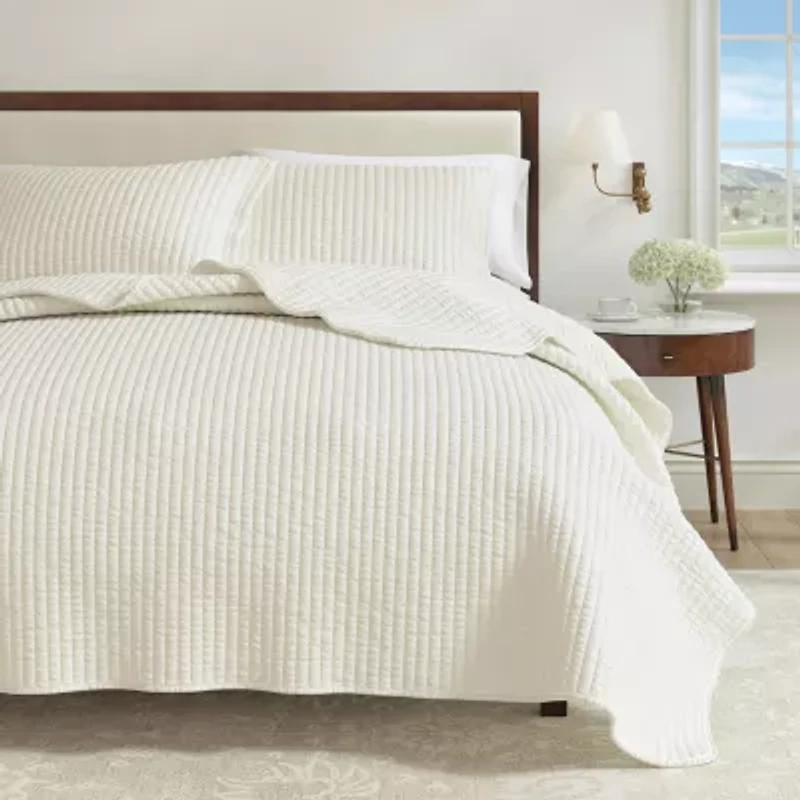 Linery Detailed Channel Stitch Reversible Quilt Set