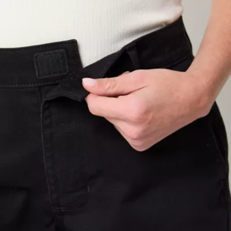 a.n.a Womens 5" Mid Rise Adaptive Easy-on + Easy-off Chino Short