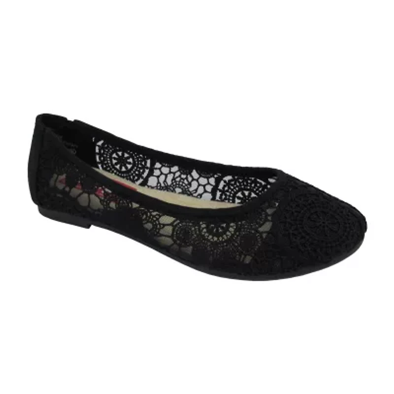 Pop Maybel Womens Almond Closed Toe Ballet Flats