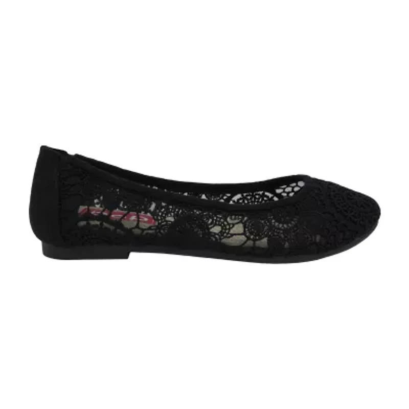Pop Maybel Womens Almond Closed Toe Ballet Flats