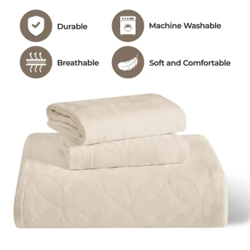 SUPERIOR® Serenity Oversized Matelasse Solid Texture Jacquard Bedspread