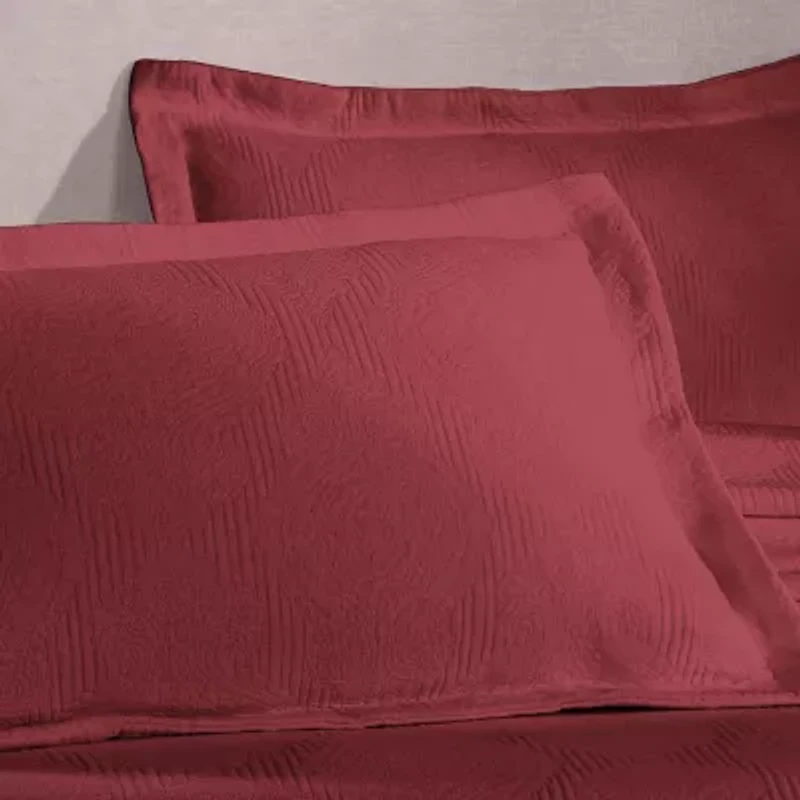 SUPERIOR® Victory Medallion Matelasse Traditional Floral Bedspread