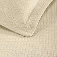 SUPERIOR® Solitaire Diamond Matelasse Geometric Jacquard Bedspread