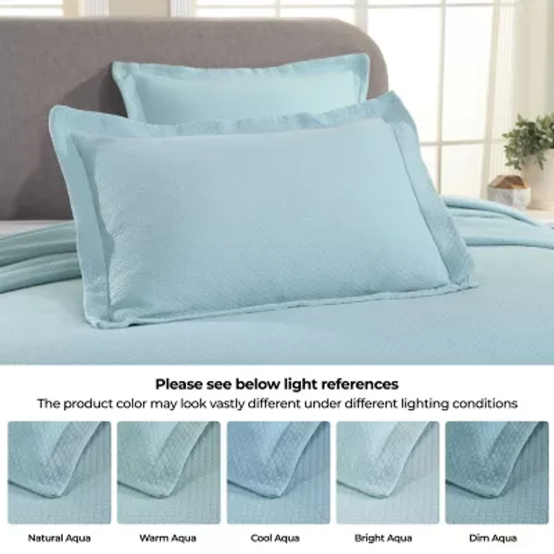 SUPERIOR® Solitaire Diamond Matelasse Geometric Jacquard Bedspread