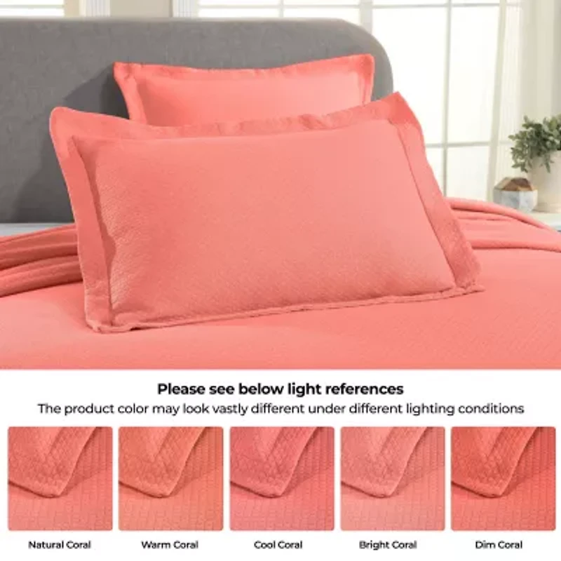 SUPERIOR® Solitaire Diamond Matelasse Geometric Jacquard Bedspread