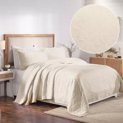 SUPERIOR® Serenity Oversized Matelasse Solid Texture Jacquard Bedspread