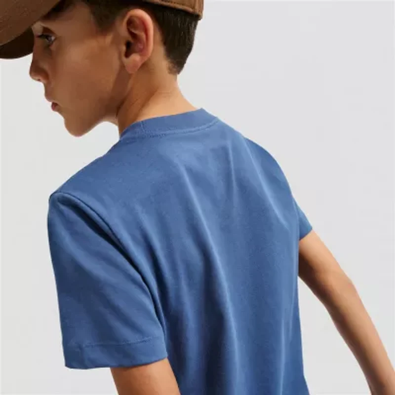 Nike Big Kid Unisex Crew Neck Short Sleeve Regular Fit Graphic T-Shirt