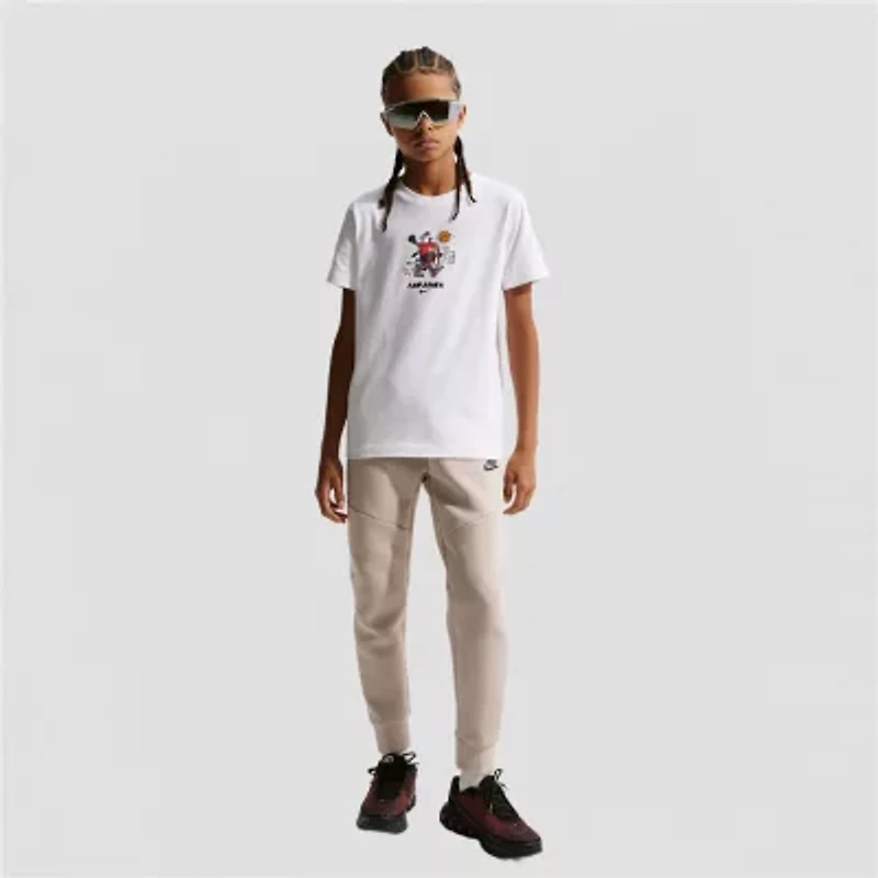 Nike Big Kid Unisex Crew Neck Short Sleeve Regular Fit Graphic T-Shirt