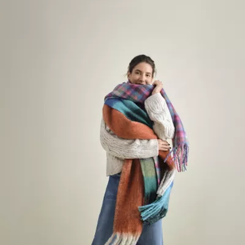 St. John's Bay Plaid Scarf