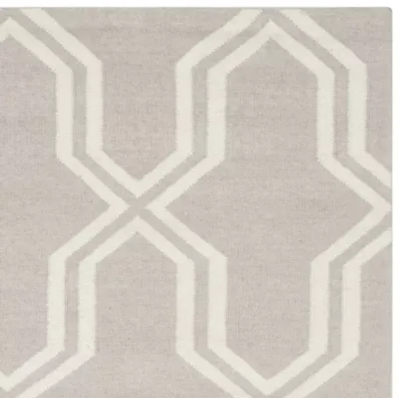 Safavieh Wight Hand Woven Flat Weave Area Rug