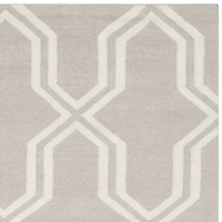 Safavieh Wight Hand Woven Flat Weave Area Rug