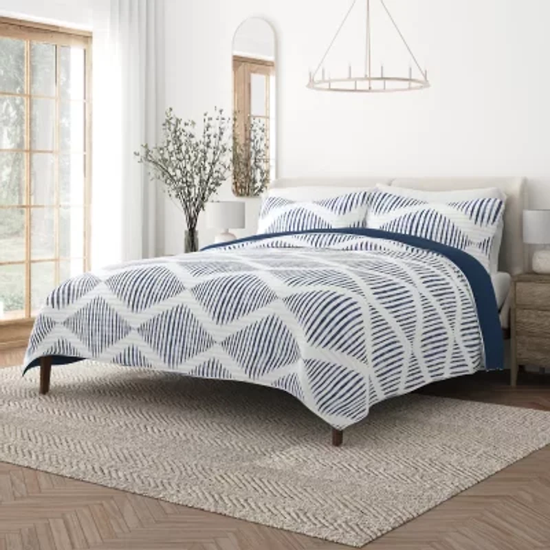 Casual Comfort Pattern Reversible Contemporary Lightweight 3 Pc. Quilt Set