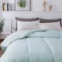 St. James Home European Gusset Midweight Hypoallergenic Comforter