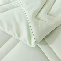 St. James Home Double Diamond Midweight Hypoallergenic Comforter