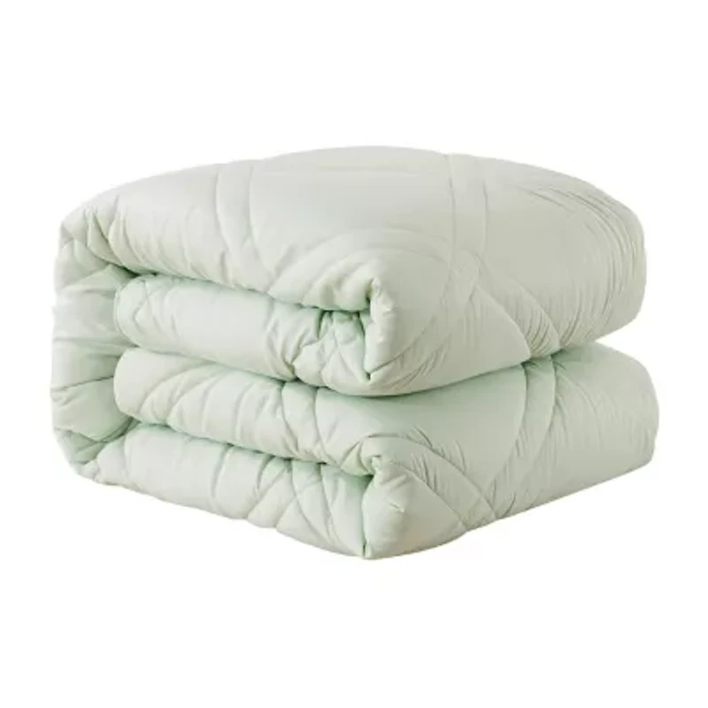 St. James Home Double Diamond Midweight Hypoallergenic Comforter