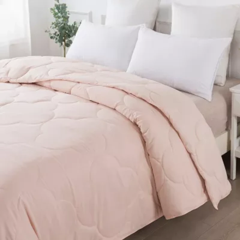 St. James Home Pendant Midweight Hypoallergenic Comforter