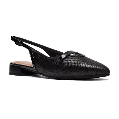 Clarks Natalyn Womens Pointed Closed Toe Ballet Flats