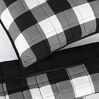 Serta® Alex Quilt Set