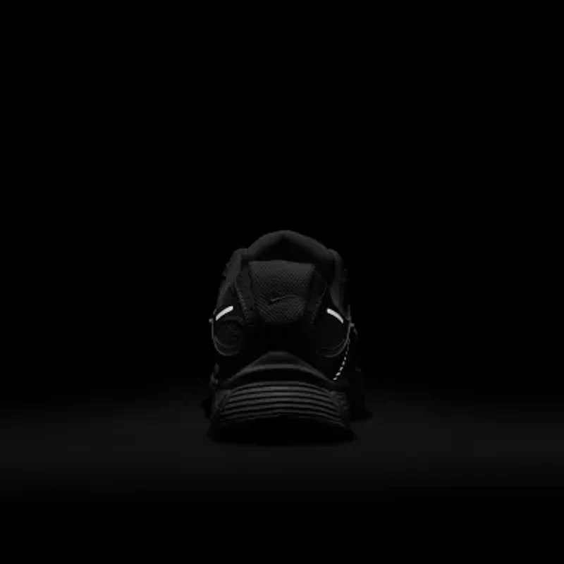 Nike V5 RNR Womens Sneakers