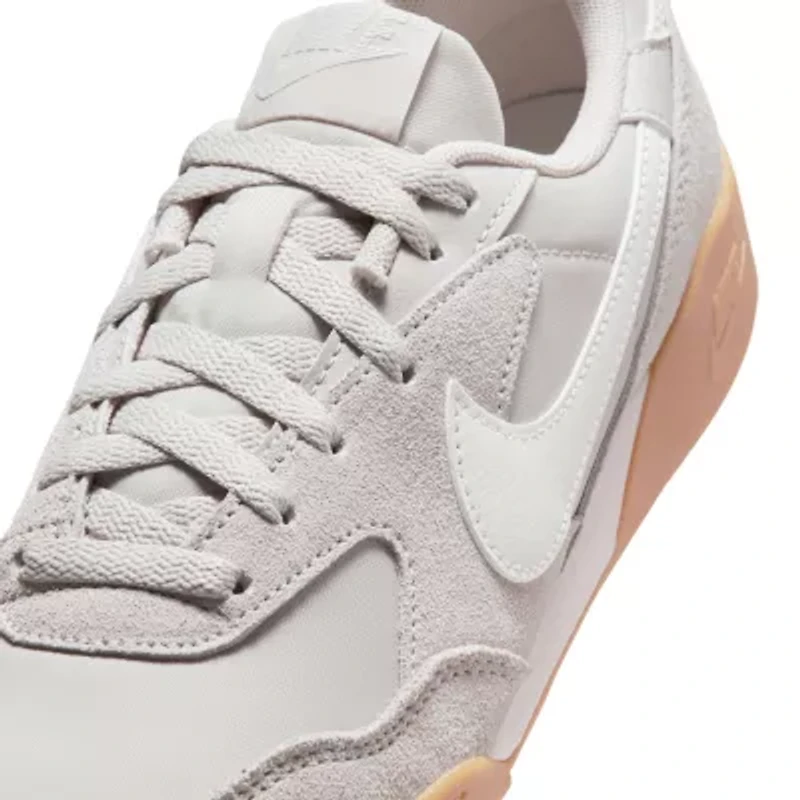 Nike Terra Manta Womens Sneakers