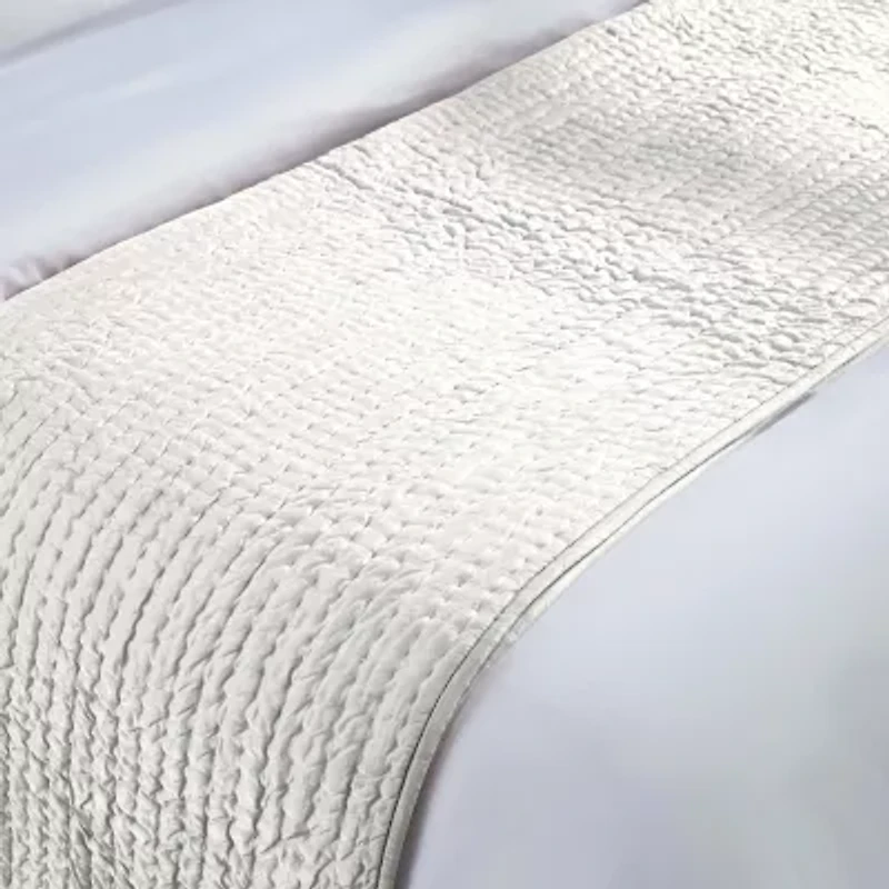 SUPERIOR® Bella Silk Handmade Luxury Quilt