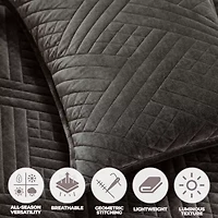 SUPERIOR® Karina Cotton Velvet Geometric Glam Quilt