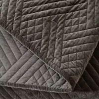 SUPERIOR® Karina Cotton Velvet Geometric Glam Quilt