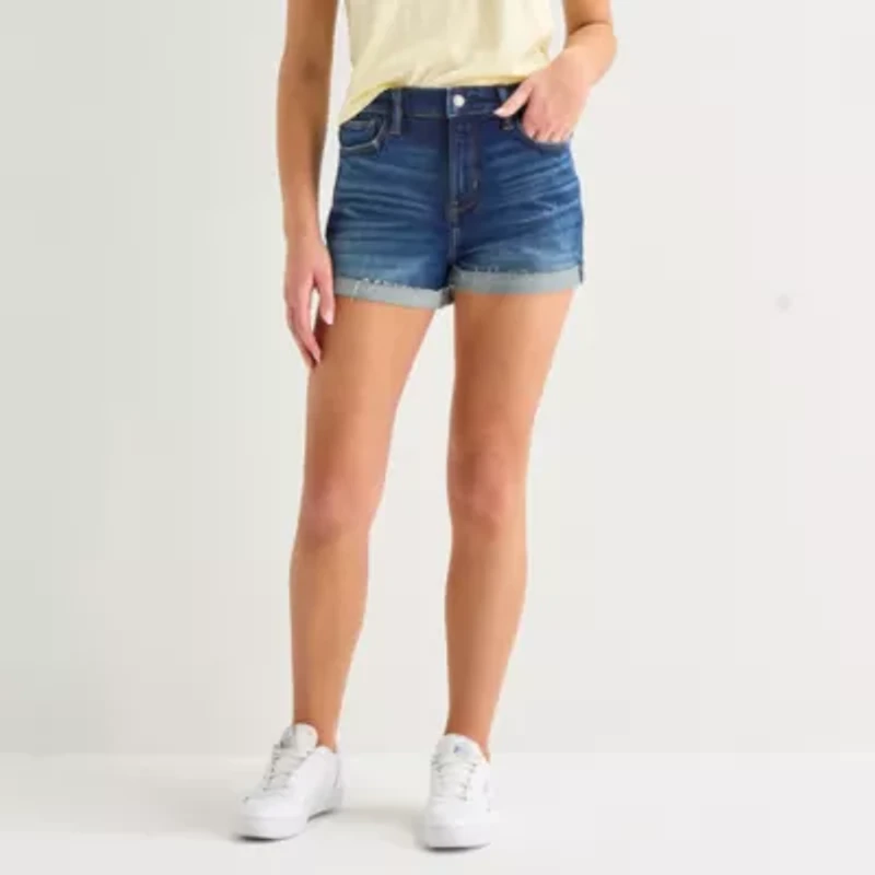 Arizona Curvy Womens 2 1/2" Mid Rise Juniors Denim Short