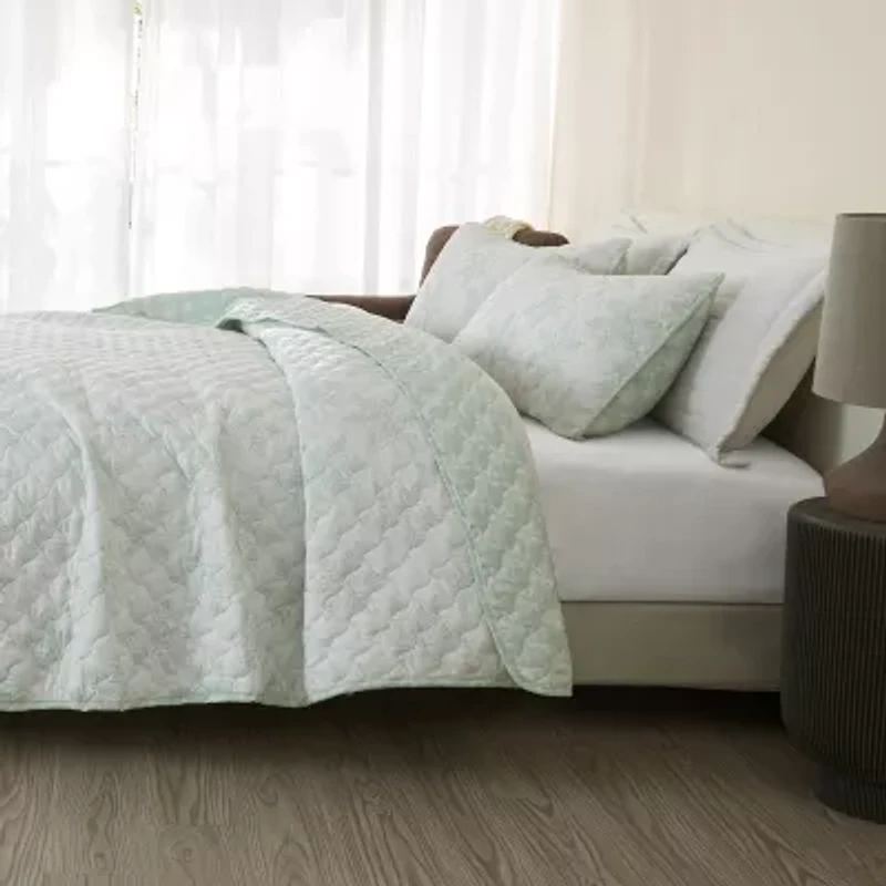 Linery Large Snowflake Reversible Quilt Set