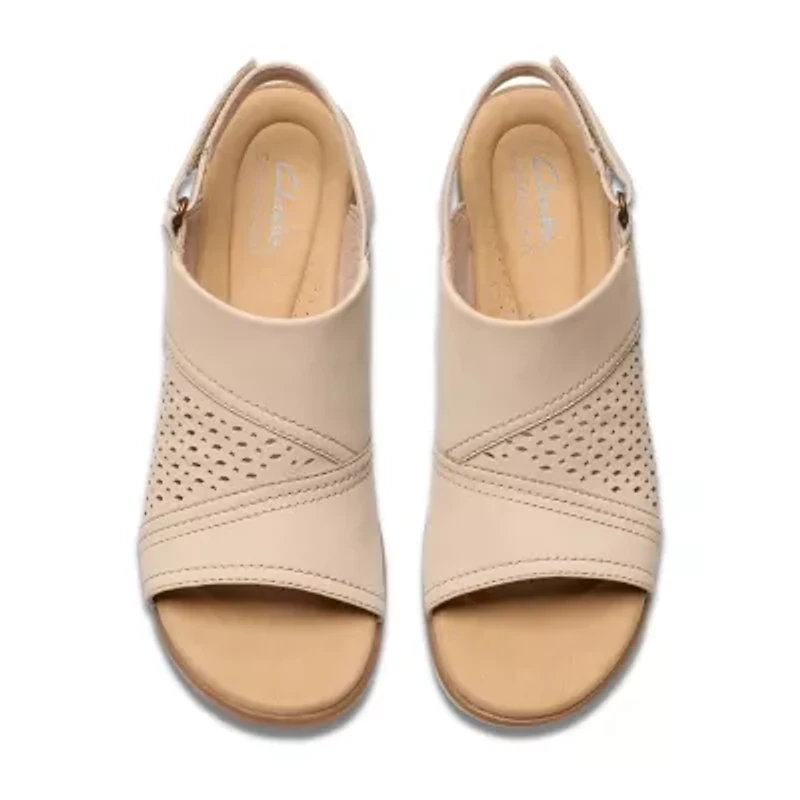 Clarks Womens Strap Sandals