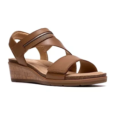 Clarks Womens Kacha Wedge Sandals