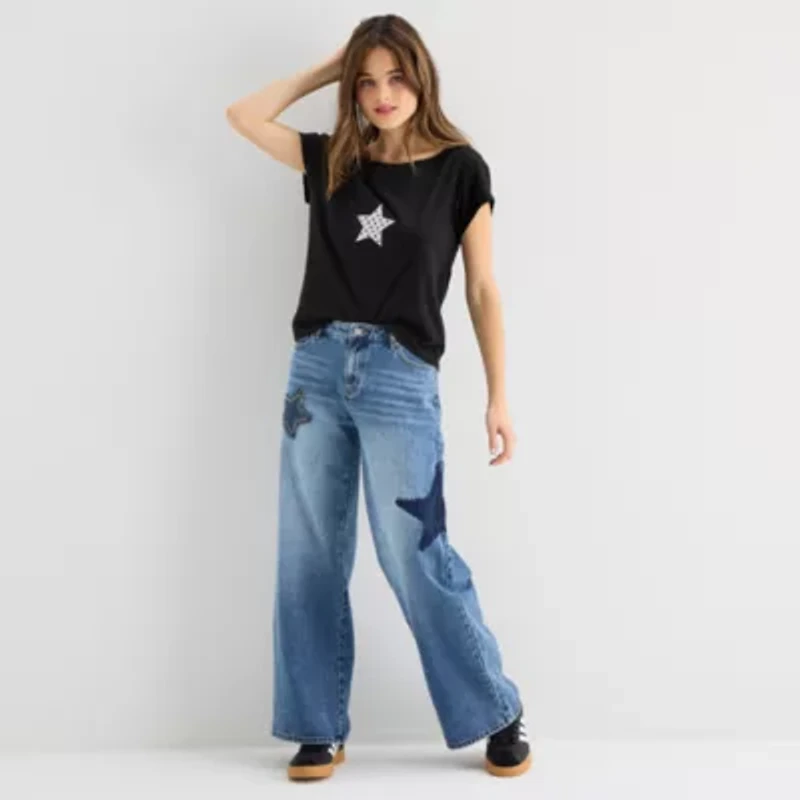 Forever 21 Womens Juniors Asymmetrical Neck Short Sleeve Graphic T-Shirt