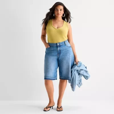 Ashley Graham Womens 14" Plus Denim Short