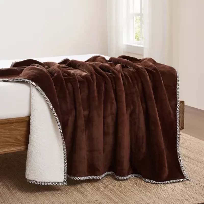 Brooklyn Loom Super Soft Braided Washable Throw