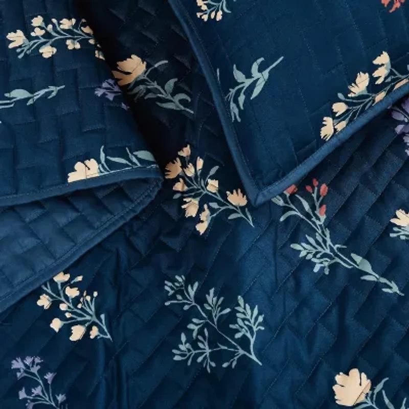 Cannon Avery Floral Easy Care Quilt Set