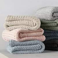 Casual Comfort Chunky Midweight Throw