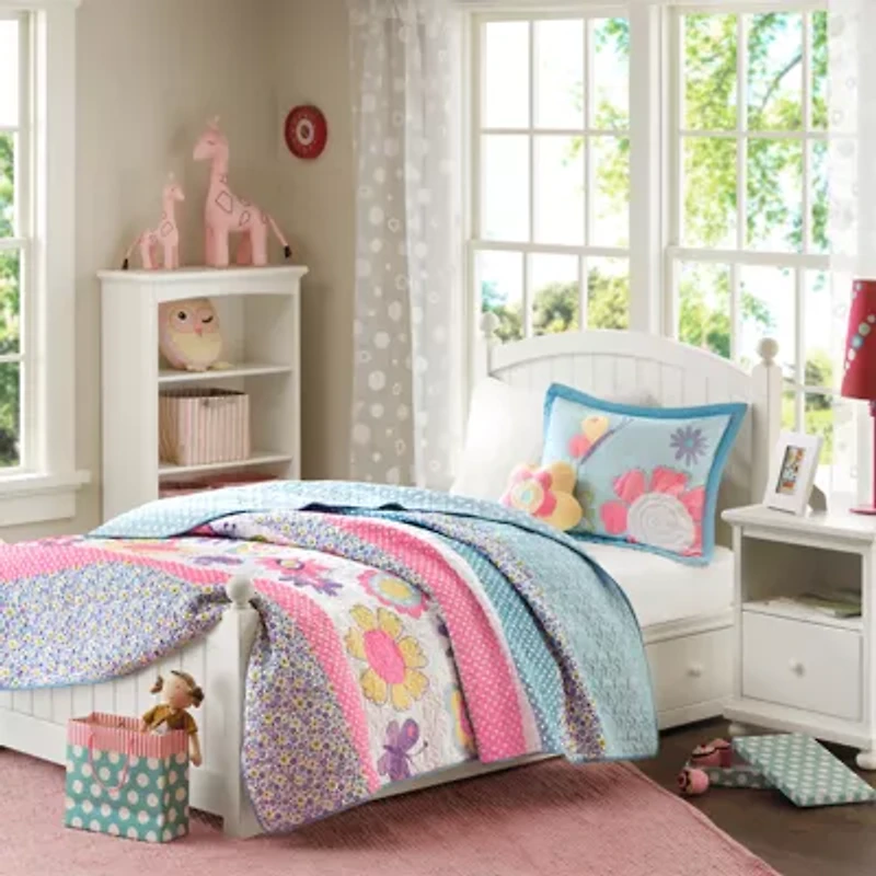 Intelligent Design Kids Blooming Butterflies Antimicrobial Reversible Quilt Set with decorative pillow