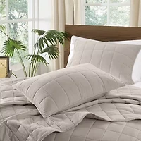 Brooklyn Loom Matte Cotton Velvetbox Stitch Easy Care Quilt Set