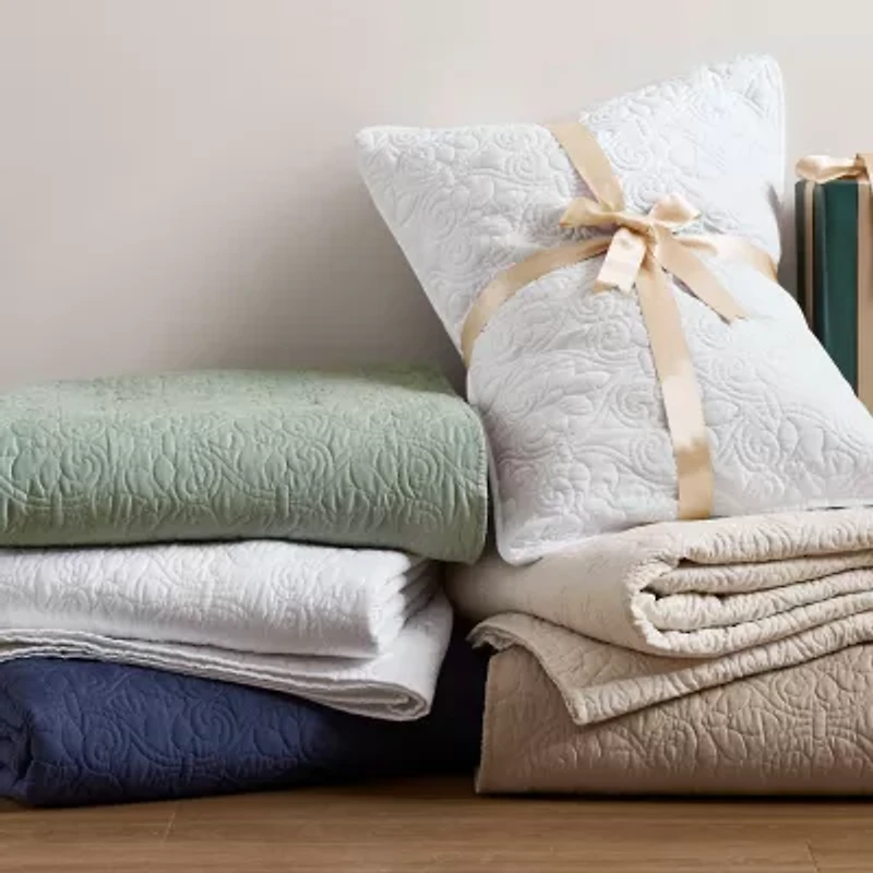 Madison Park Mansfield Antimicrobial Treated Reversible Quilt Set