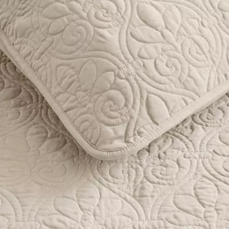 Madison Park Mansfield Antimicrobial Treated Reversible Quilt Set