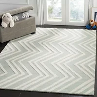 Safavieh Kids Collection Donal GeometricArea Rug