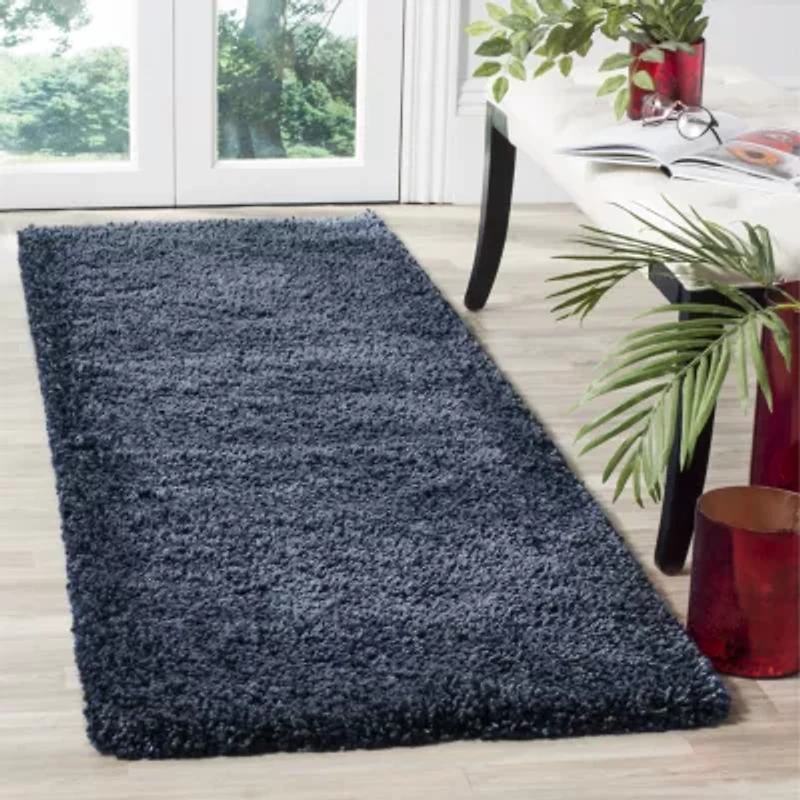 Safavieh Santa Monica Shag Collection Ainsley Solid Runner Rug