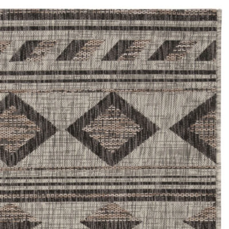 Safavieh Courtyard Collection Luana Geometric Indoor/Outdoor Runner Rug