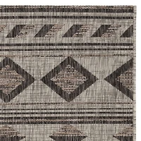 Safavieh Courtyard Collection Luana Geometric Indoor/Outdoor Runner Rug