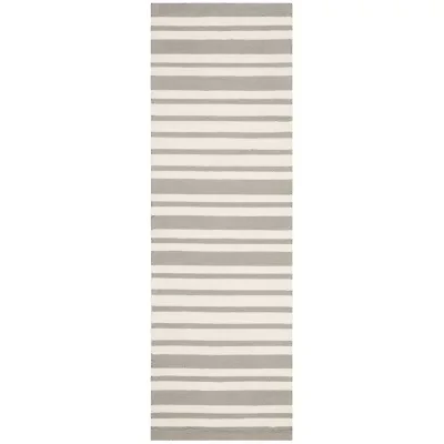 Safavieh Kids Collection Jared Geometric Runner Rug