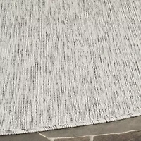 Safavieh Courtyard Collection Dallas Stripe Indoor/Outdoor Round Area Rug