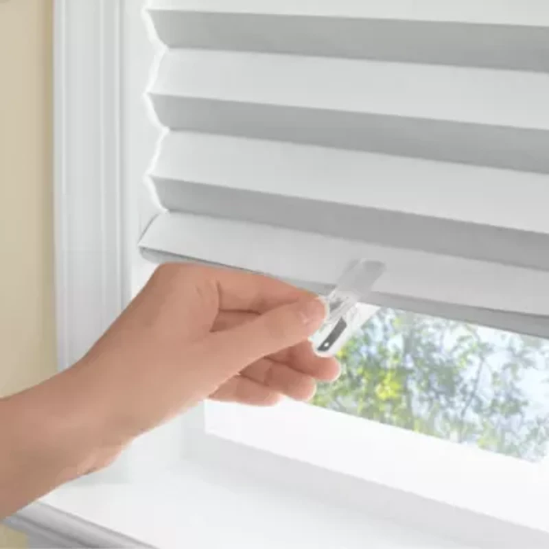 Achim 1/2/2003 Cordless Room Darkening Pleated Shade