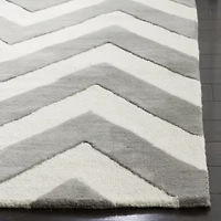 Safavieh Kids Collection Deborah Geometric Area Rug