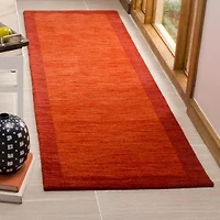 Safavieh Himalaya Collection Hannan Solid Runner Rug
