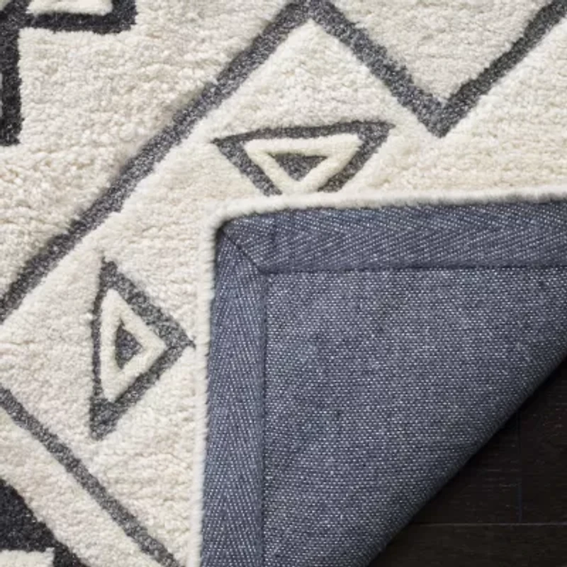 Safavieh Casablanca Collection Ulysses Geometric Area Rug